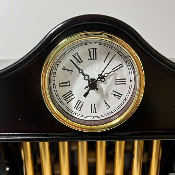 Mr. Christmas Grand Chime Clock Gold Label Collection. Vintage. 30 songs. Box - Picture 11 of 14